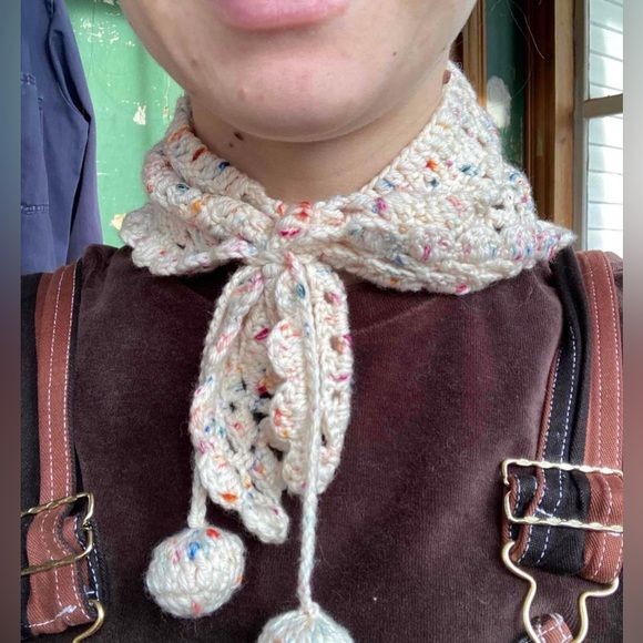 Misha and puff merino wool knit confetti kerchief - Picture 7 of 7